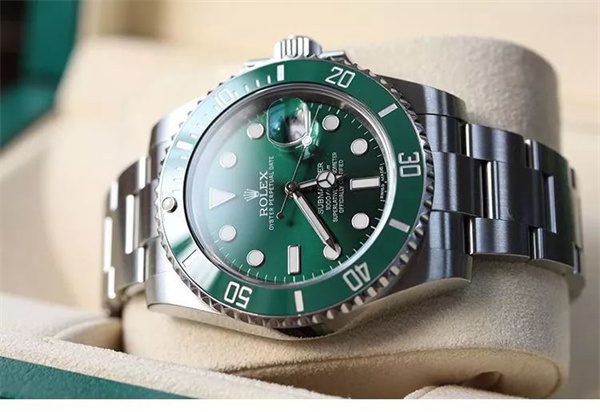 年轻人戴劳力士哪款女表好看(图) 年轻人戴劳力士哪款女表好看(图)